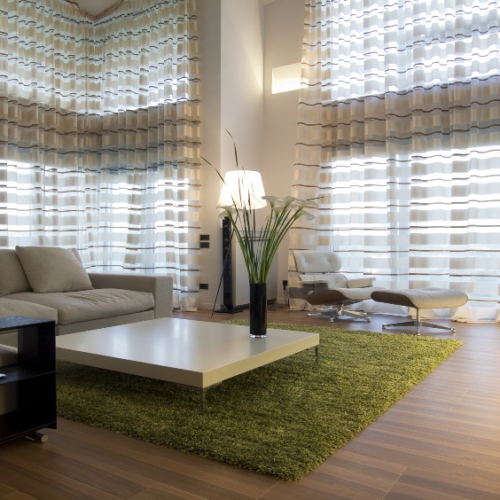 Latest Drapes: Two Modern Curtain Designs For Living Room